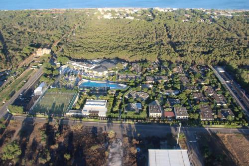 Imagen general del Hotel Magna Grecia Village. Foto 2