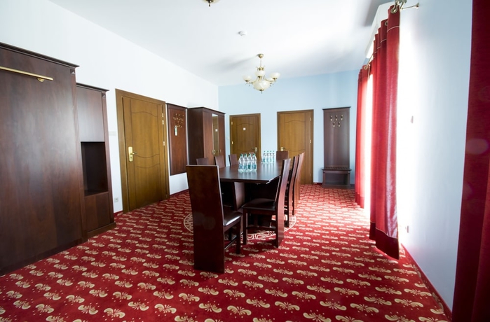 Imagen de la habitación del Hotel Magnat. Foto 10