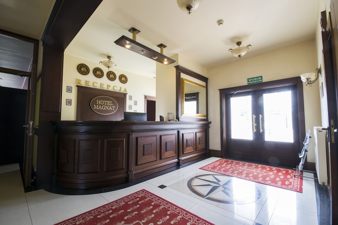 Imagen de los interiores del Hotel Magnat. Foto 19