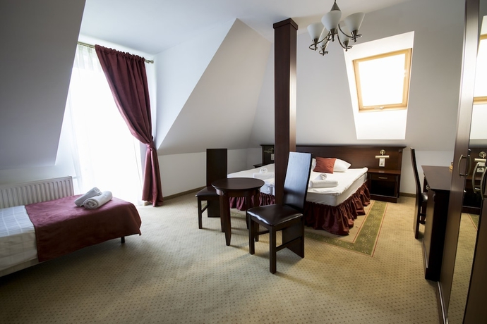 Imagen de la habitación del Hotel Magnat. Foto 14