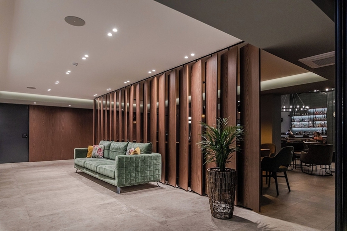 Imagen de los interiores del Hotel Magnes. Foto 19