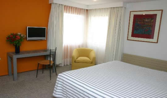 Imagen de la habitación del Hotel Magno. Foto 4