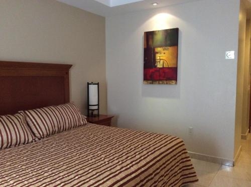 Imagen de la habitación del Hotel Magno Tepatitl&aacute;n. Foto 9
