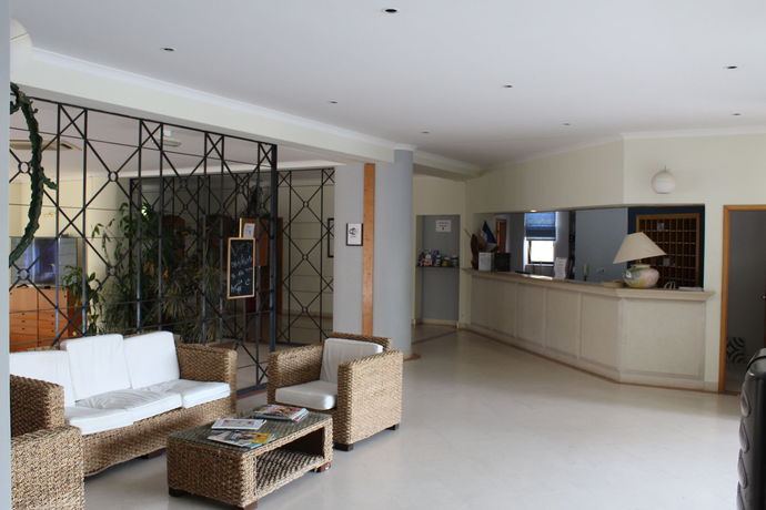 Imagen de los interiores del Hotel Magn&oacute;lia Mar. Foto 14