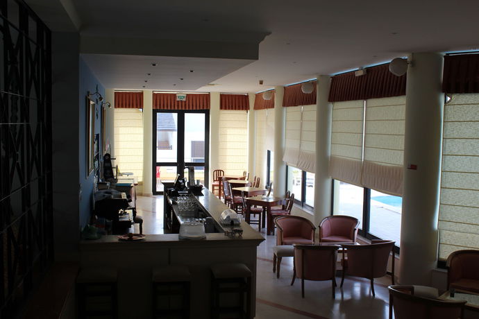 Imagen del bar/restaurante del Hotel Magn&oacute;lia Mar. Foto 4