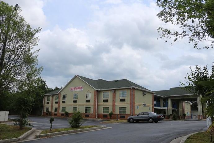 Imagen de los exteriores del Hotel Magnolia Bay and Suites. Foto 14