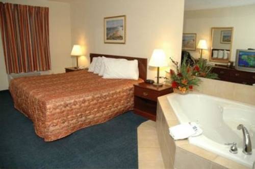 Imagen de la habitación del Hotel Magnolia Inn Kingsland. Foto 3