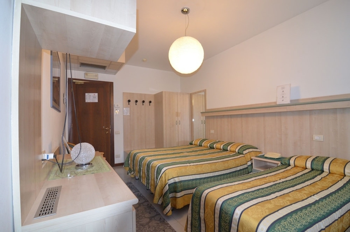 Imagen de la habitación del Hotel Magnolia, Le Grazie. Foto 16