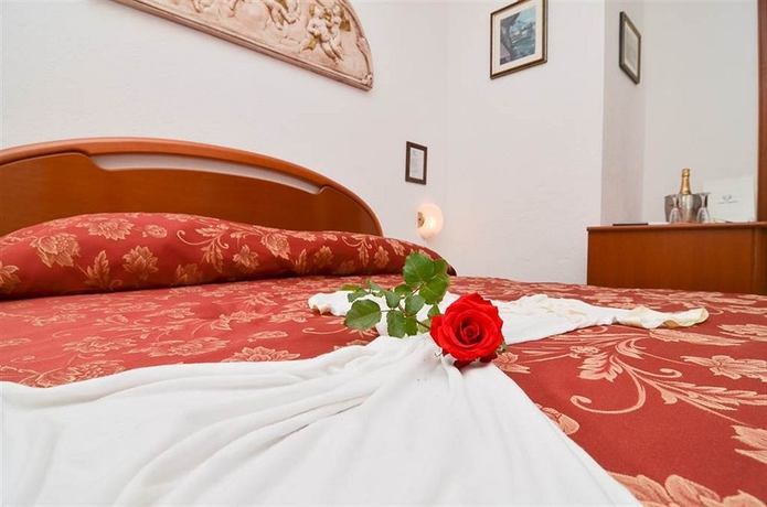 Imagen de la habitación del Hotel Magnolia, Majo. Foto 8