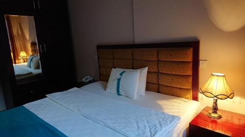 Imagen de la habitación del Hotel Magnolia Place. Foto 15