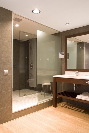 Imagen de la habitación del Hotel Magnolia Salou - Adults Only. Foto 10