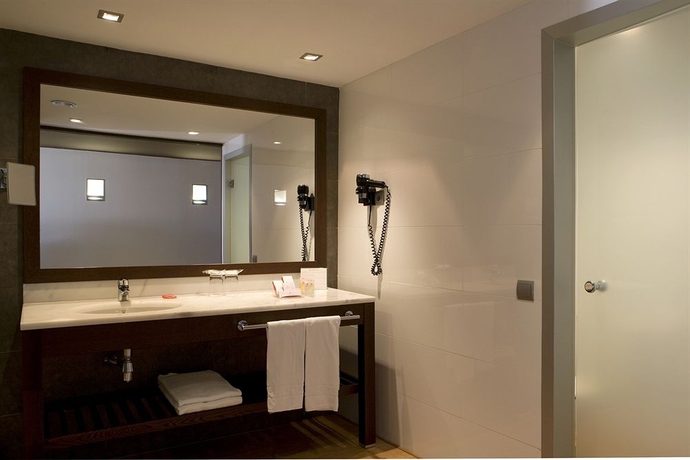 Imagen de la habitación del Hotel Magnolia Salou - Adults Only. Foto 12