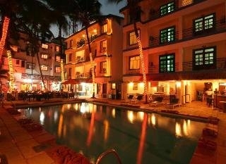 Imagen de la piscina del Hotel Magnum Resort. Foto 15