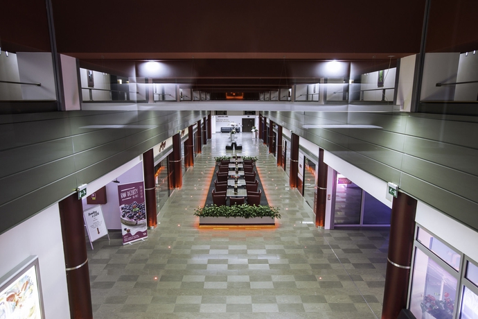 Imagen de los interiores del Hotel Magnus. Foto 12