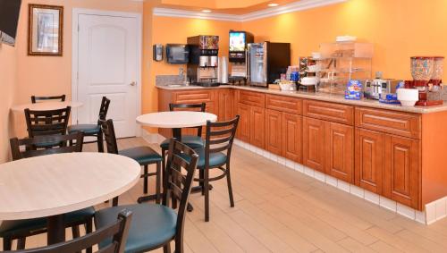 Imagen general del Hotel Magnuson Blythe, East Blythe. Foto 4