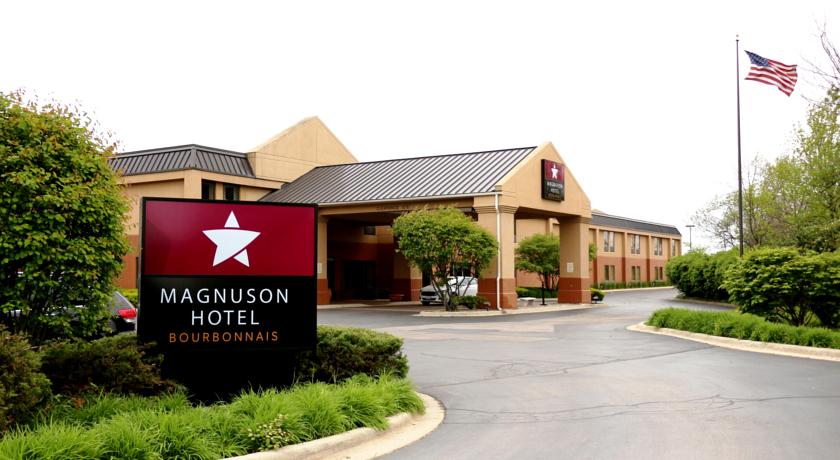 Imagen general del Hotel Magnuson Bourbonnais. Foto 13