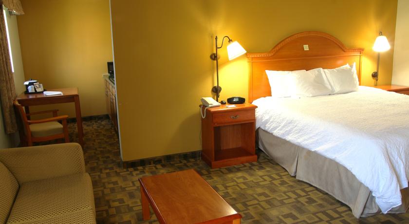 Imagen general del Hotel Magnuson Bourbonnais. Foto 7