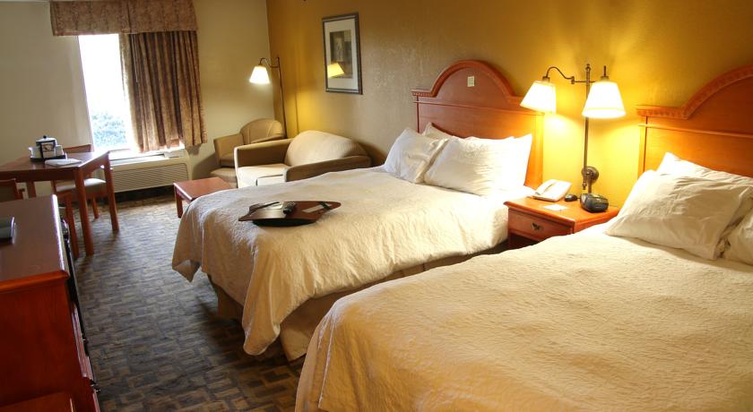 Imagen general del Hotel Magnuson Bourbonnais. Foto 9