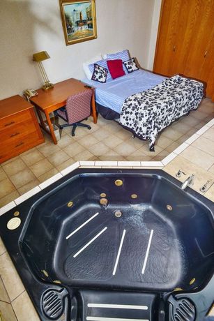 Imagen de la habitación del Hotel Magnuson Extended Stay Canton Ohio. Foto 6