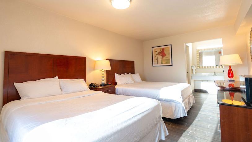 Imagen de la habitación del Hotel Magnuson Extended Stay and Suites Airport. Foto 12