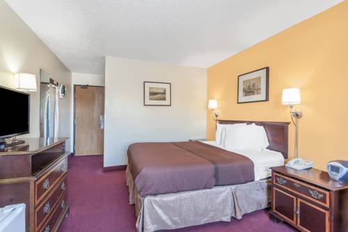 Imagen de la habitación del Hotel Magnuson Fort Wayne North - Coliseum. Foto 8