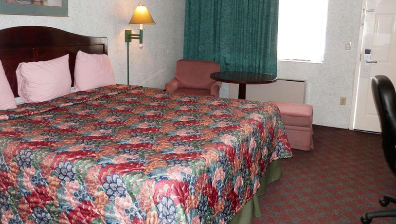 Imagen de la habitación del Hotel Magnuson Fowlerville. Foto 8