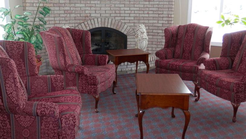 Imagen de los interiores del Hotel Magnuson Fowlerville. Foto 18