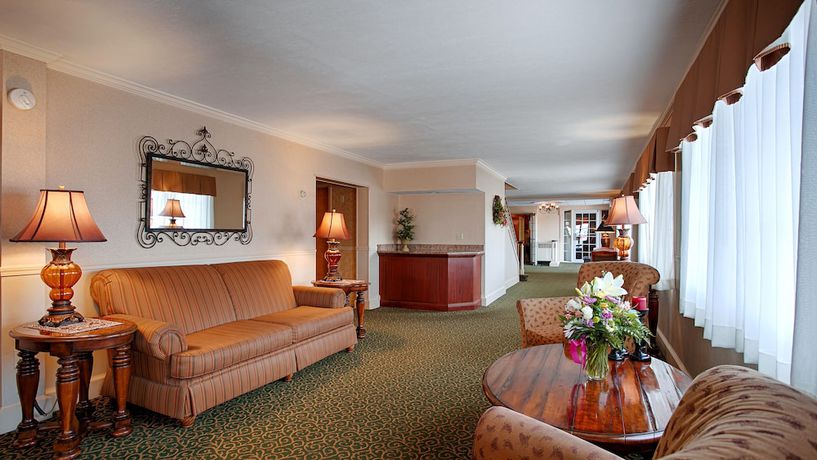 Imagen de los interiores del Hotel Magnuson Grand Pioneer Inn And Suites. Foto 15