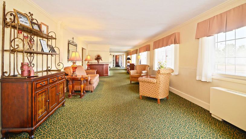 Imagen de los interiores del Hotel Magnuson Grand Pioneer Inn And Suites. Foto 17