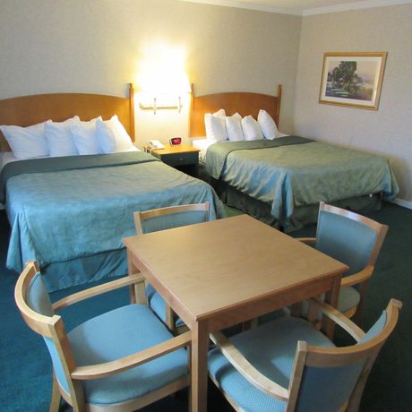 Imagen de la habitación del Hotel Magnuson Grand Pioneer Inn And Suites. Foto 13
