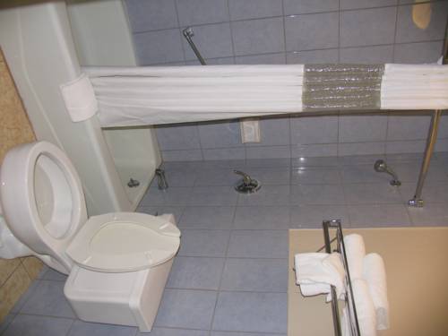 Imagen de la habitación del Hotel Magnuson Idabel. Foto 5