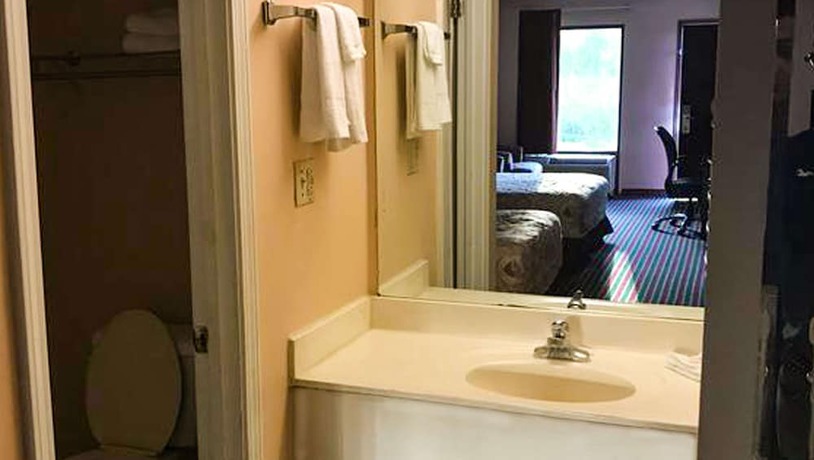 Imagen de la habitación del Hotel Magnuson Marietta. Foto 16