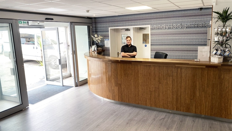 Imagen de los interiores del Hotel Magnuson Sandy Lodge Newquay. Foto 19