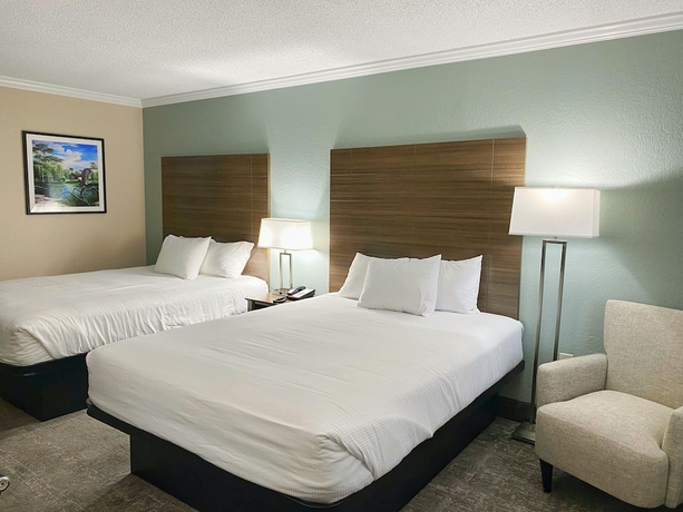 Imagen de la habitación del Hotel Magnuson Zephyrhills. Foto 2