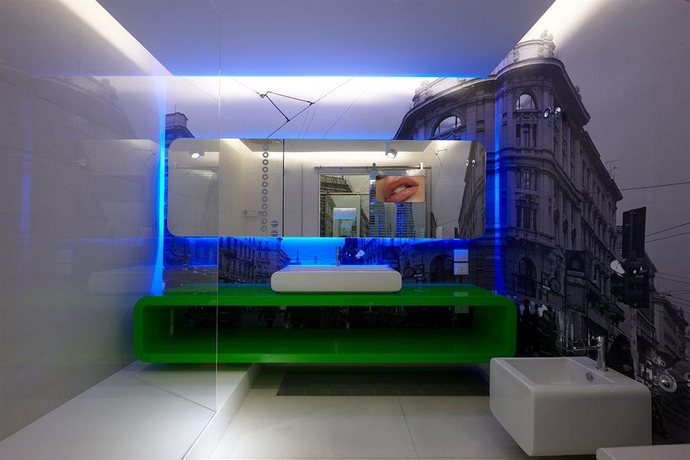 Imagen general del Hotel Magville, Mil&aacute;n. Foto 10