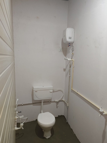 Imagen de la habitación del Hotel Maha Kumbh Mandapam. Foto 7
