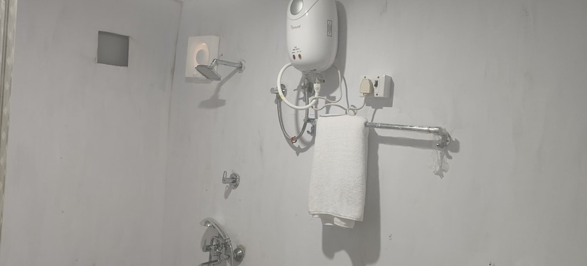 Imagen de la habitación del Hotel Maha Kumbh Mandapam. Foto 15
