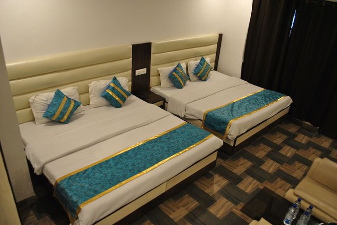 Imagen de la habitación del Hotel Maha Luxmi Palace. Foto 7