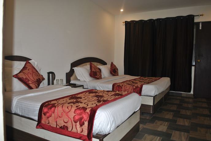 Imagen de la habitación del Hotel Maha Luxmi Palace. Foto 12