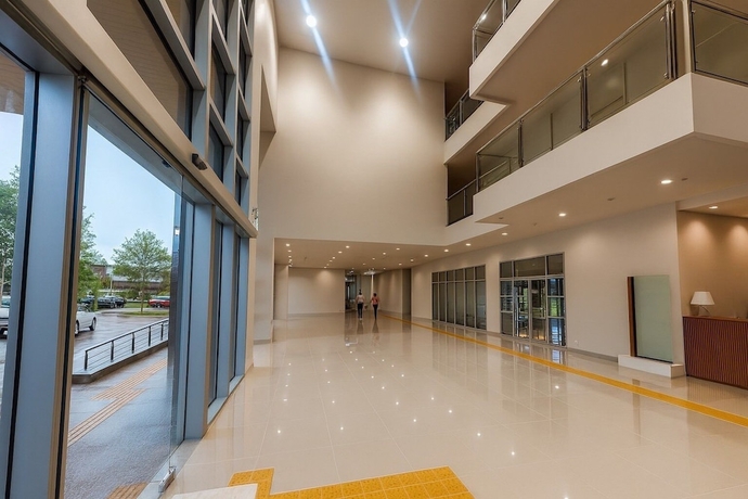 Imagen de los interiores del Hotel Mahachai Grand View. Foto 15