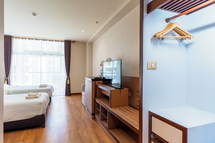 Imagen de la habitación del Hotel Mahachai Grand View. Foto 14