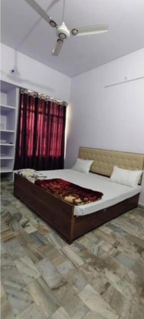 Imagen de la habitación del Hotel Mahadev inn. Foto 8