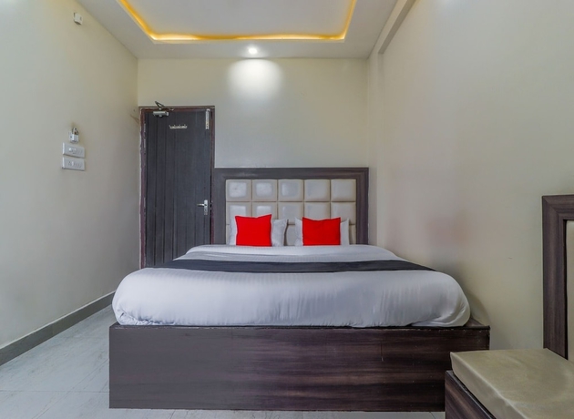Imagen de la habitación del Hotel Mahadeva Regency. Foto 7
