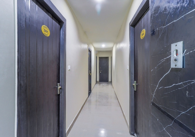 Imagen de los interiores del Hotel Mahadeva Regency. Foto 15