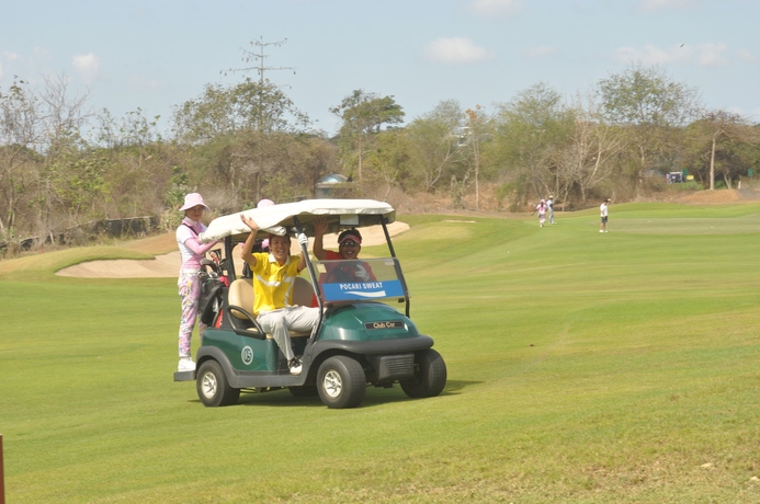 Imagen de los exteriores del Hotel Mahagiri Villas and Spa Dreamland. Foto 9