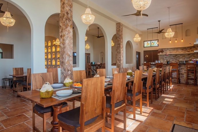 Imagen de los interiores del Hotel Mahai Retreat. Foto 15