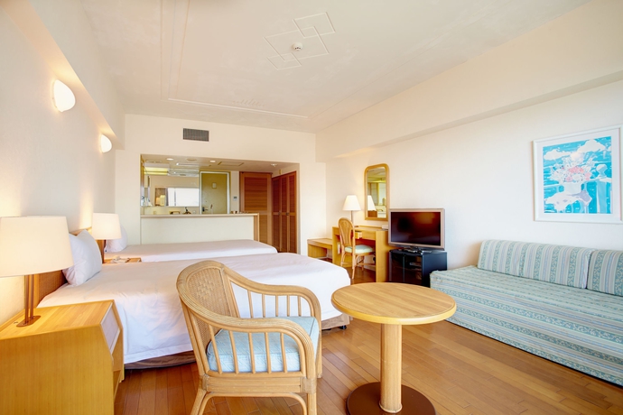 Imagen de la habitación del Hotel Mahaina Wellness Resort Okinawa. Foto 12