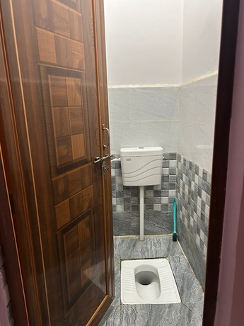 Imagen de la habitación del Hotel Mahakumbh Paryatan - Luxury Stay. Foto 10