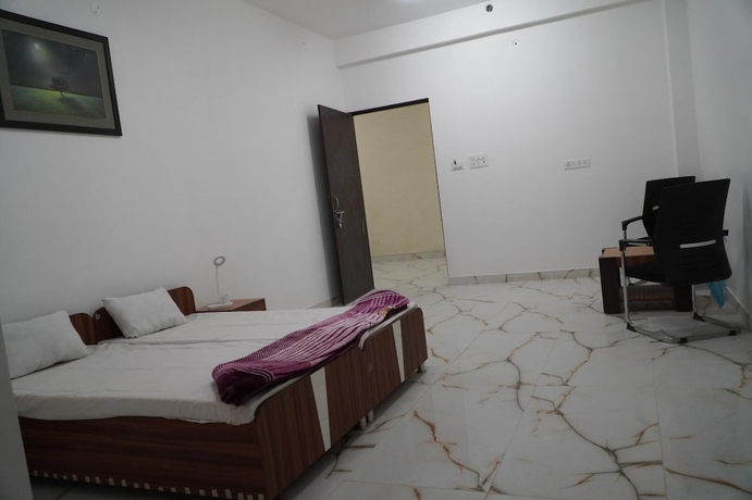 Imagen de la habitación del Hotel Mahakumbh Prayagraj Residency. Foto 10