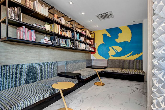Imagen de los interiores del Hotel Mahala - 21 and Over - A Town & Desert Boutique. Foto 8